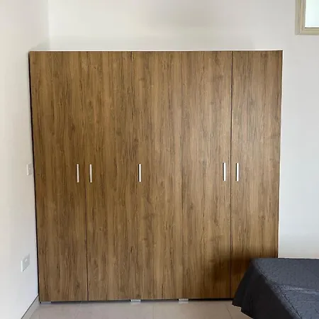 בית אירוח With Shared Bathroom